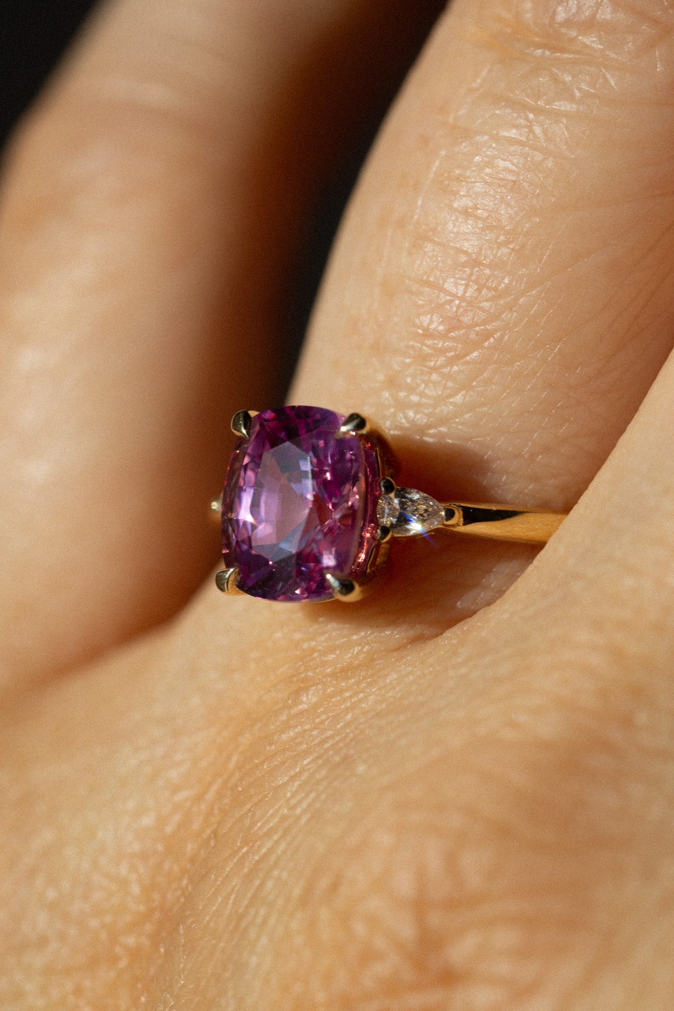 Foe & Dear - Belle Ring - 2.20ct Orchid Elongated Cushion Brilliant cut Sapphire *ready-to-ship