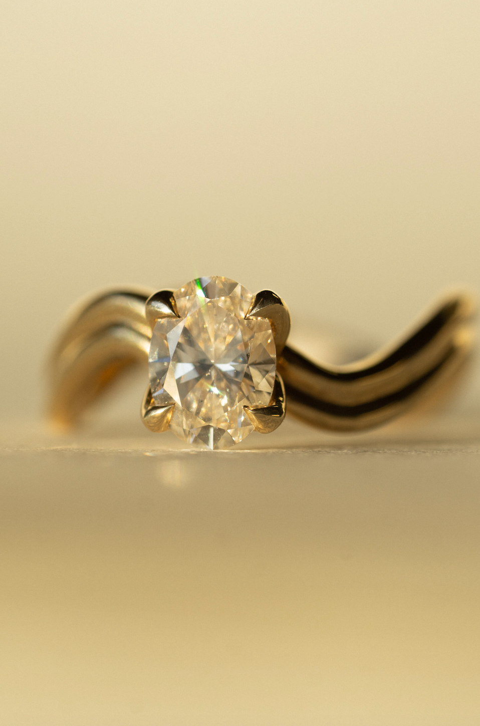 Foe & Dear - Leilani Ring - 1.05ct Champagne GIA Oval Brilliant Diamond